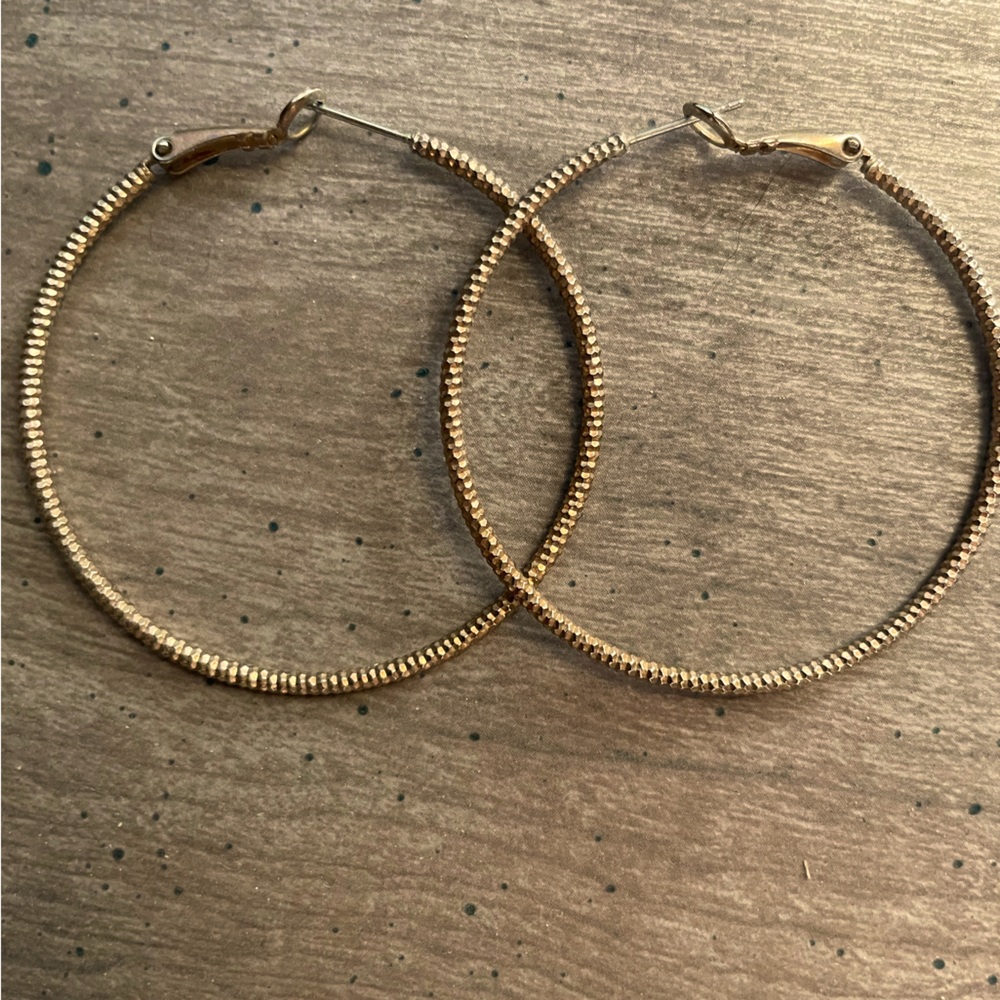 Gold hoop earrings, never worn